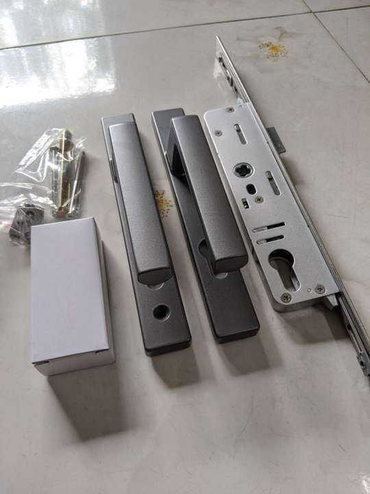 Bộ khóa đa điểm cửa nhôm hãng Draho