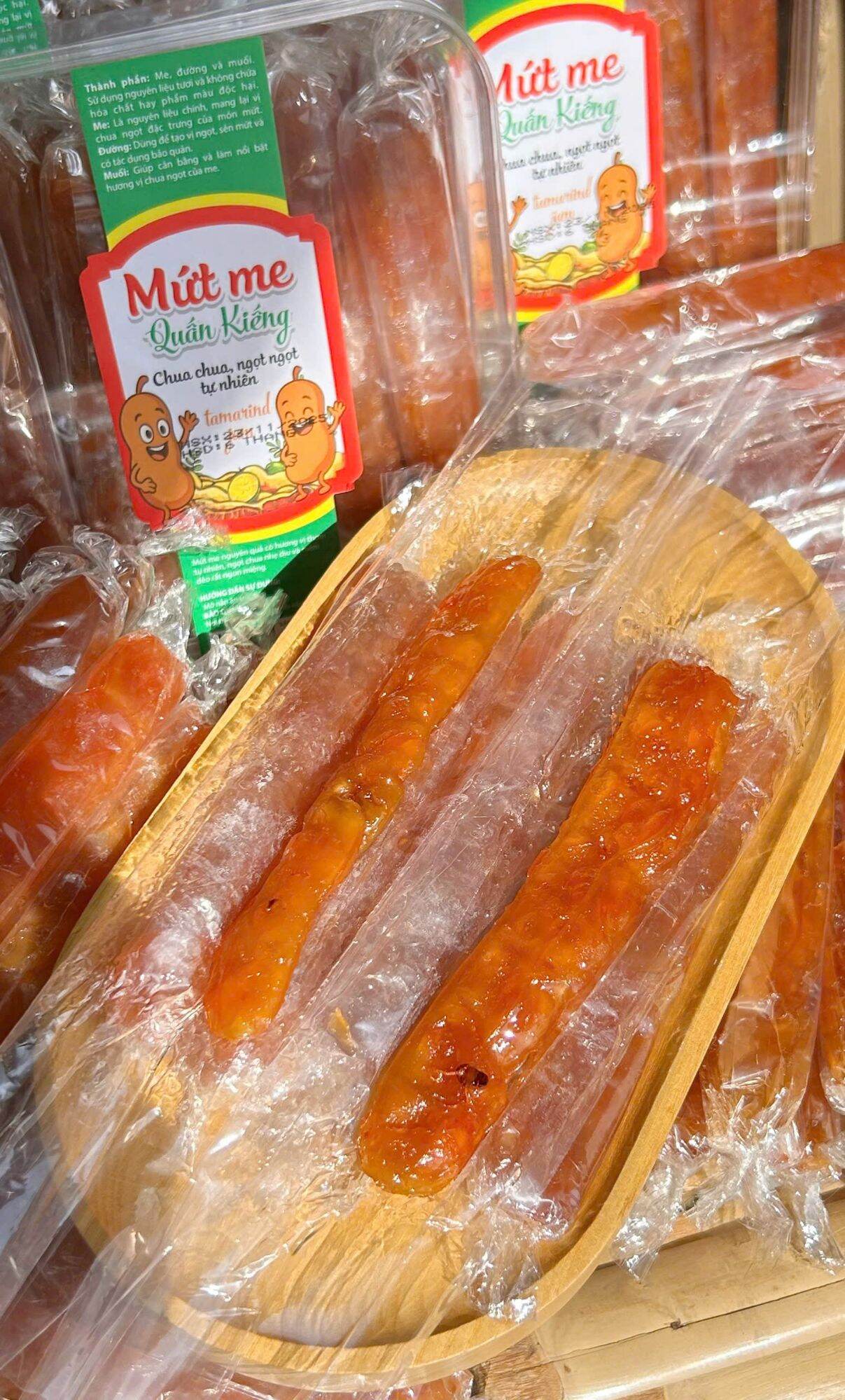 Mứt me quấn kiếng nguyên trái hộp 400g