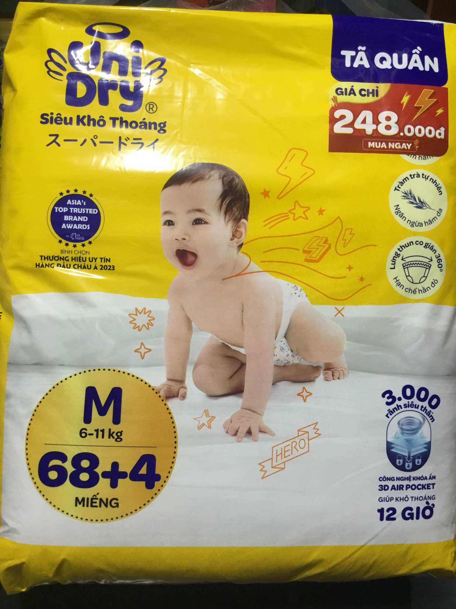 HCM - Tặng Thêm 4 Miếng Bên Trong - Tã Quần UniDry M68 + 4 Siêu Khô Thoáng Cho Bé Từ 6-11kg -(Tiết Kiệm Hơn Unidry M76) Hsd Luôn Mới