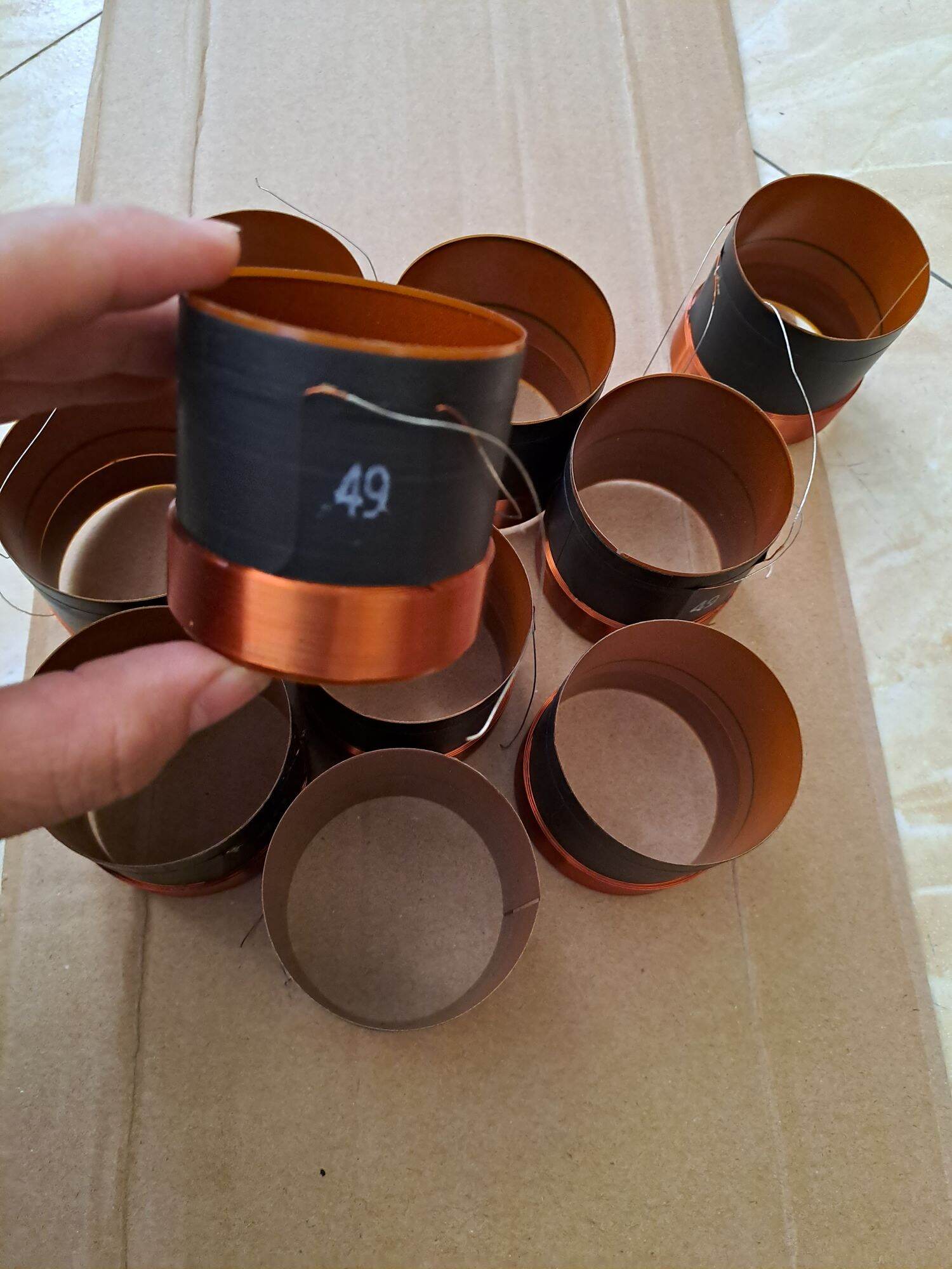 Côn loa 49-4 lớp