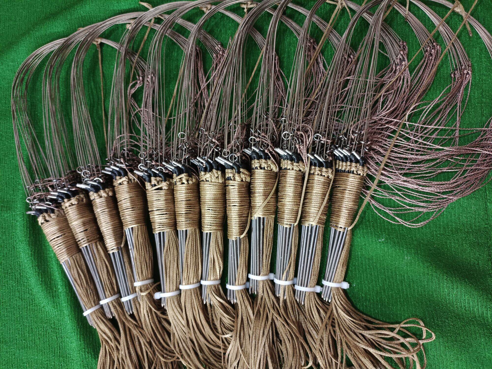 Giò gà rừng 1 bộ 20 chân thép