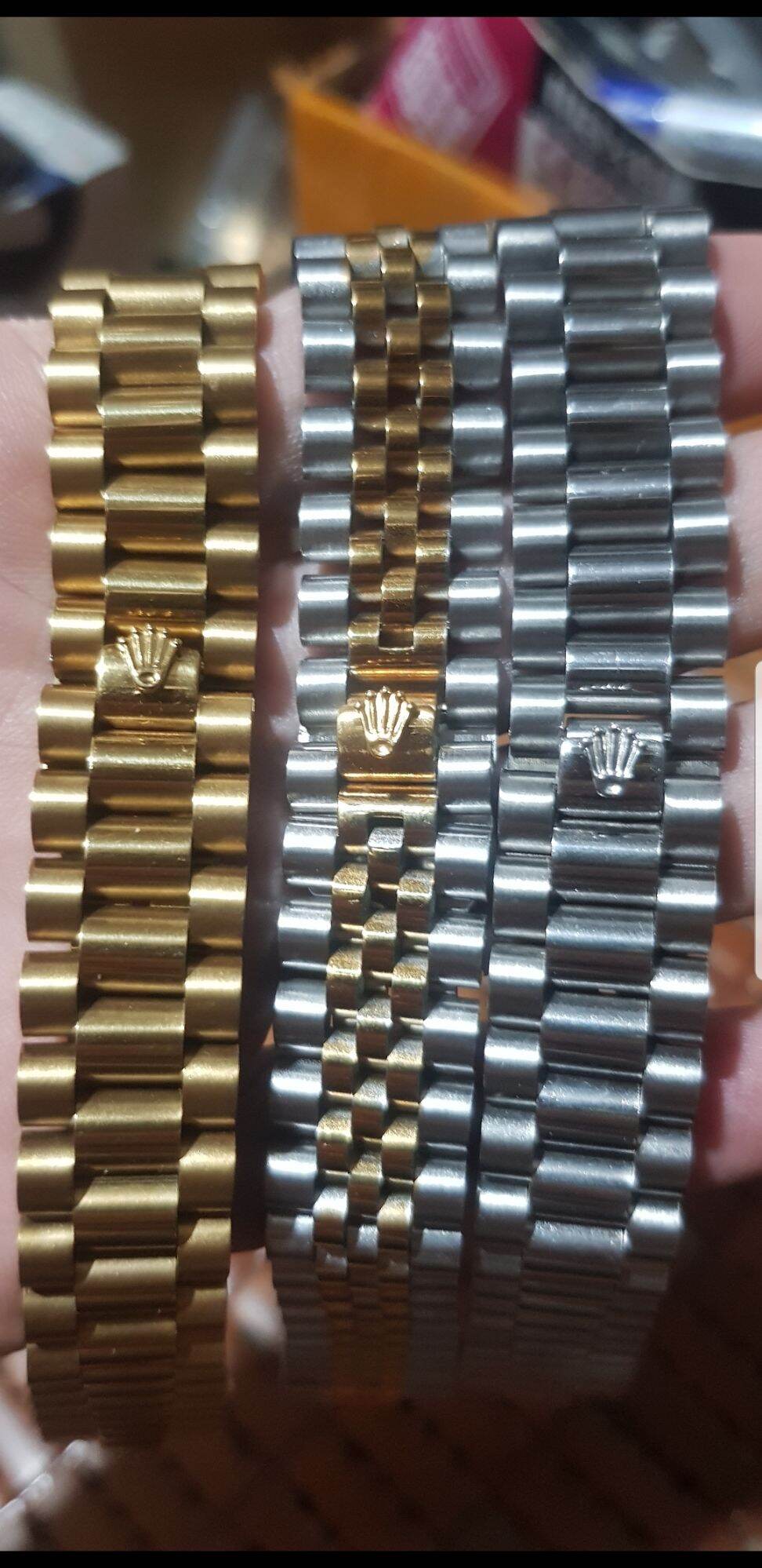  dây đồng hồ ROLEX đúc thép không gỉ mạ vàng sezi 20 ôm chất lừ mới chưa lên tay. mời các bác CHỐT 