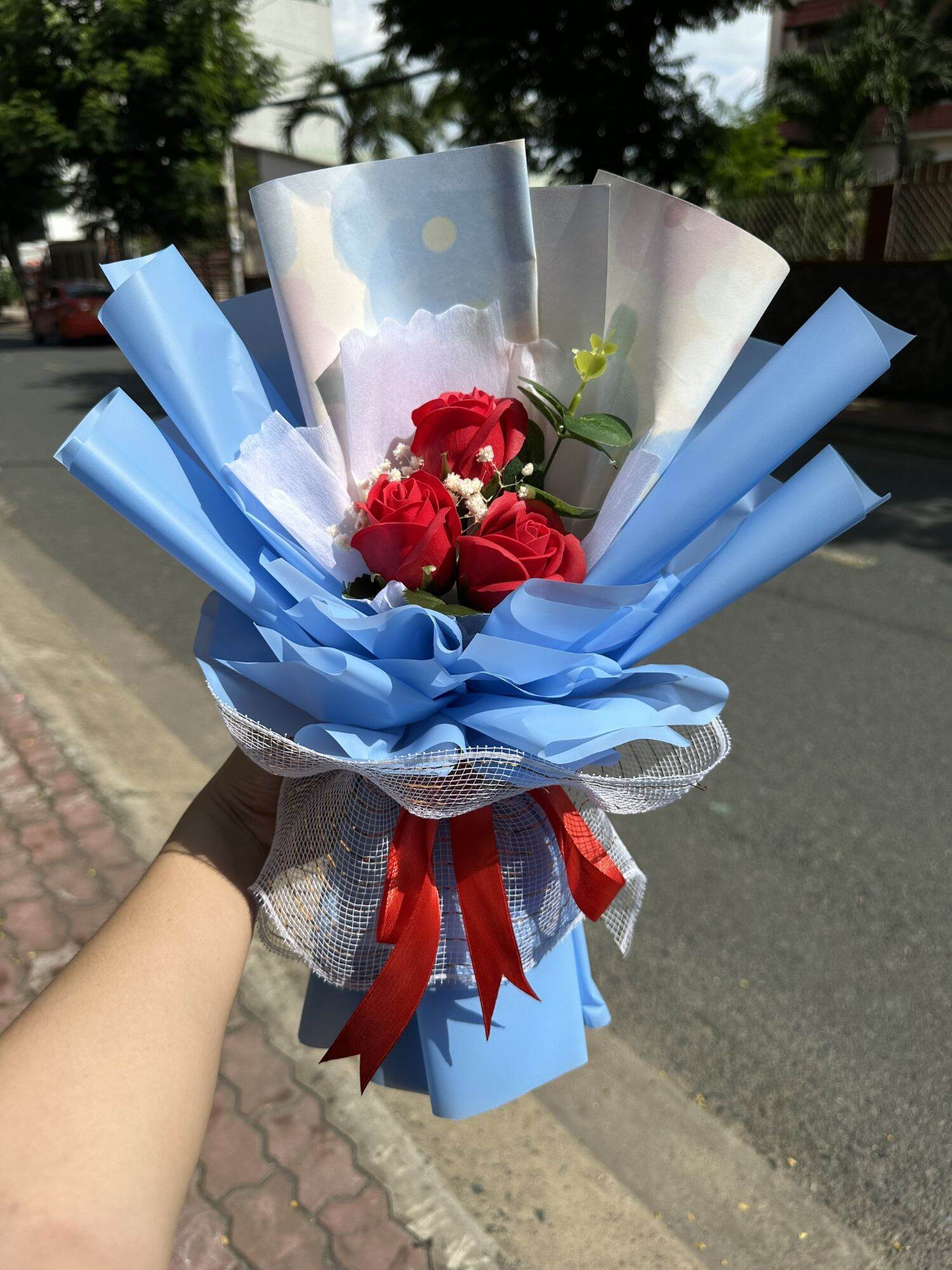1 CUỘN RUY BĂNG LỤA ĐỦ MÀU BẢN 2CM, 4CM - DÀI 25 YARD