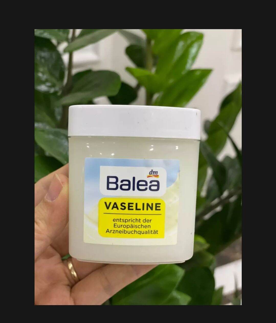 Kem nẻ Vaseline