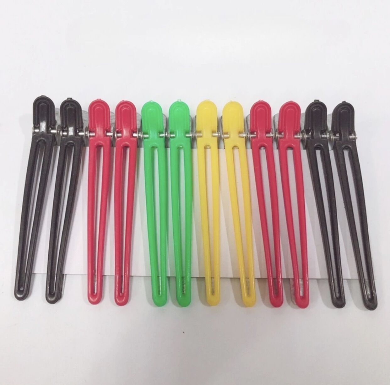 Kẹp tóc vịt Beaudy chuyên dụng 5k 1cây