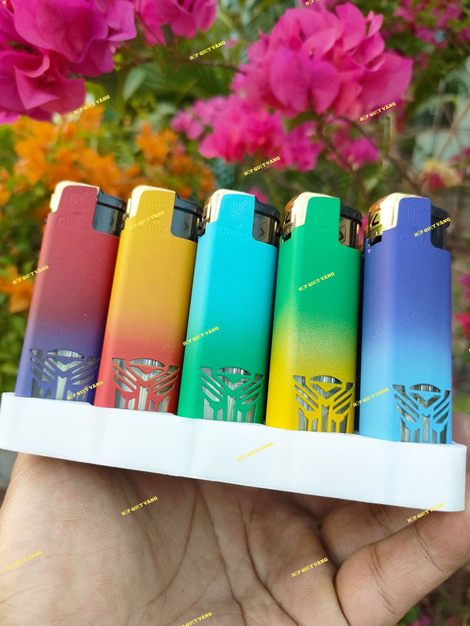 Combo 5 cái Hột quẹt, Bật lửa vỏ kim loại nhám IRONMAN
