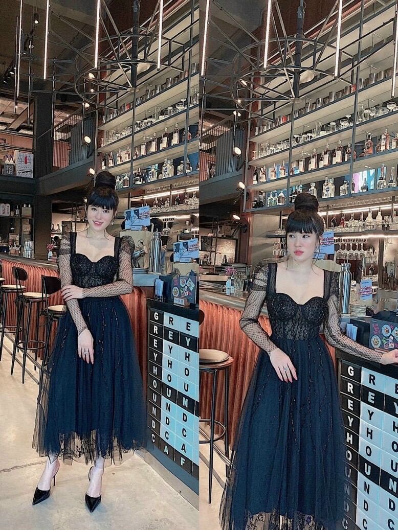 ĐẦM XOÈ REN MI TAY DÀI ĐÍNH ĐÁ