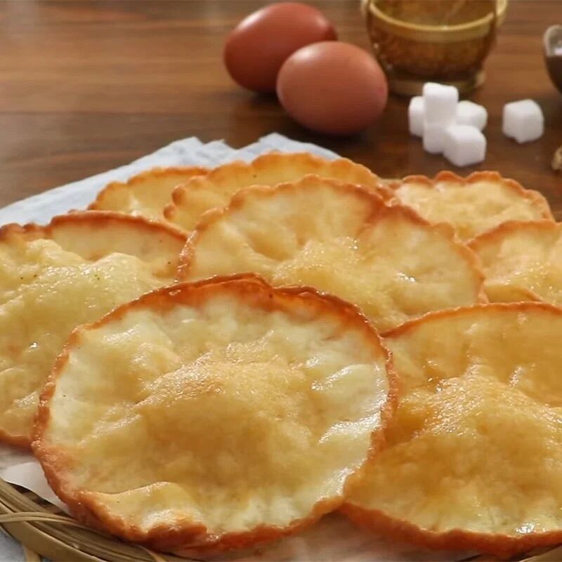 Sét Nguyên liệu làm BÁNH TAI YẾN bao gồm bột gạo, bột nếp, đường vàng, vali thơm
