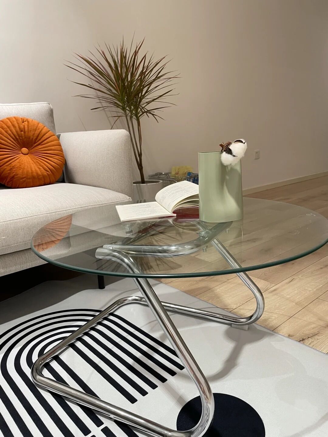 Transparent Side Table Bàn trà chân kiểu mặt kính