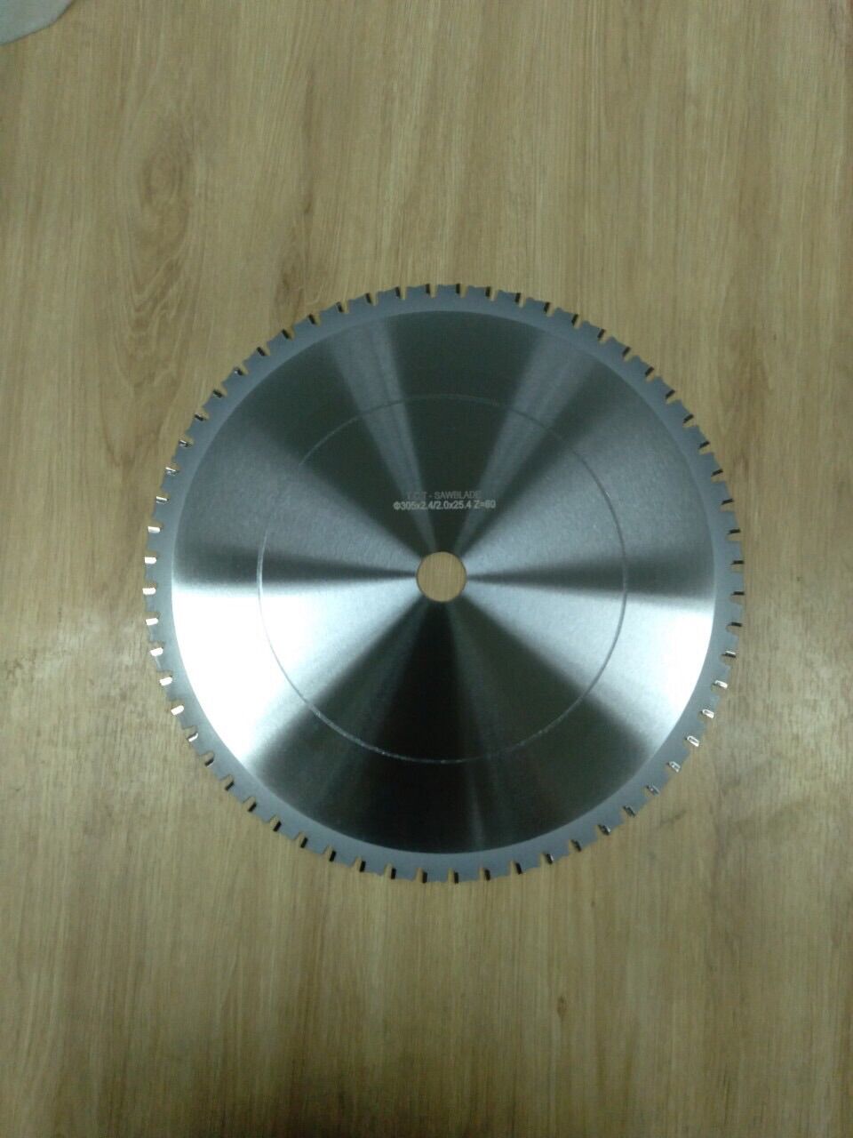 Lưỡi cắt - đĩa cắt sắt tua chậm 305*2.2*25.4*60T
