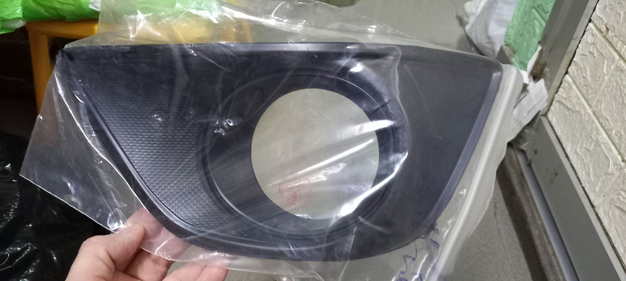 ốp đèn cản bản thường innova 2012 2013 bên tài LH