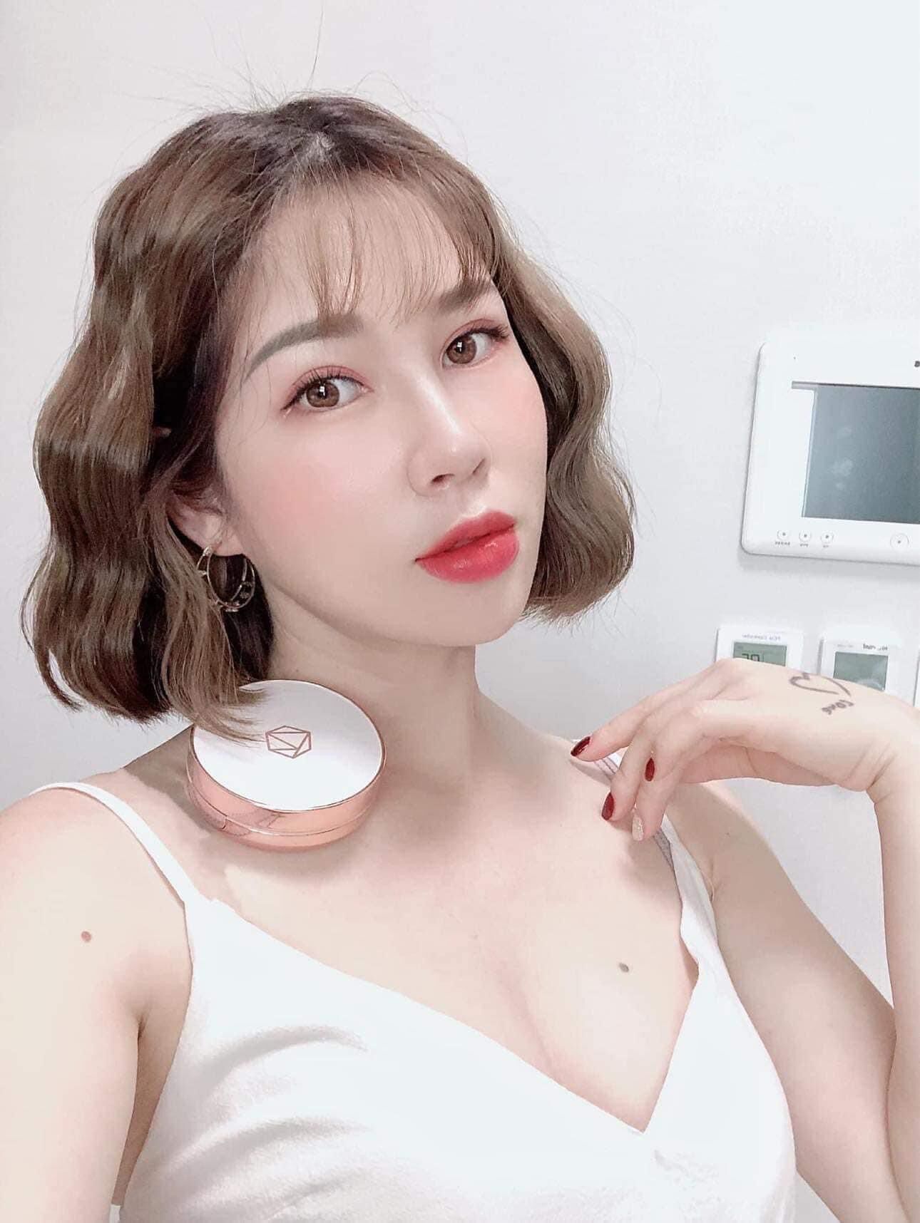 Phấn tươi Rmon 3in1 kèm lõi thay thế.