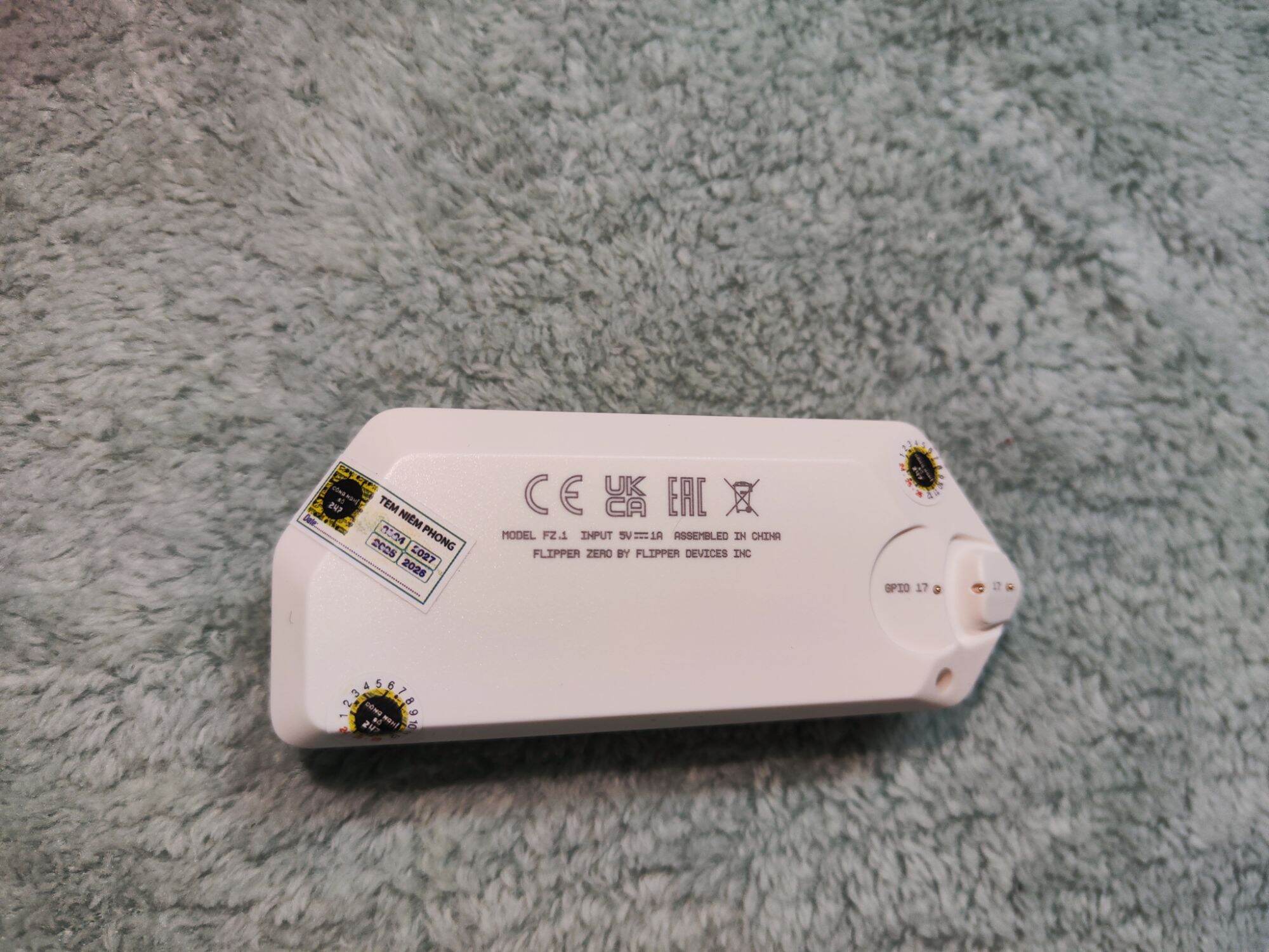 Flipperzero- Bộ giải mã Flipper zero đa năng