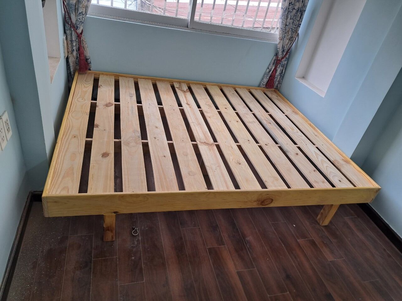 Giường ngủ phong cách châu âu tối giản giá rẻ - khách order inbox - khách về tự lắp rá