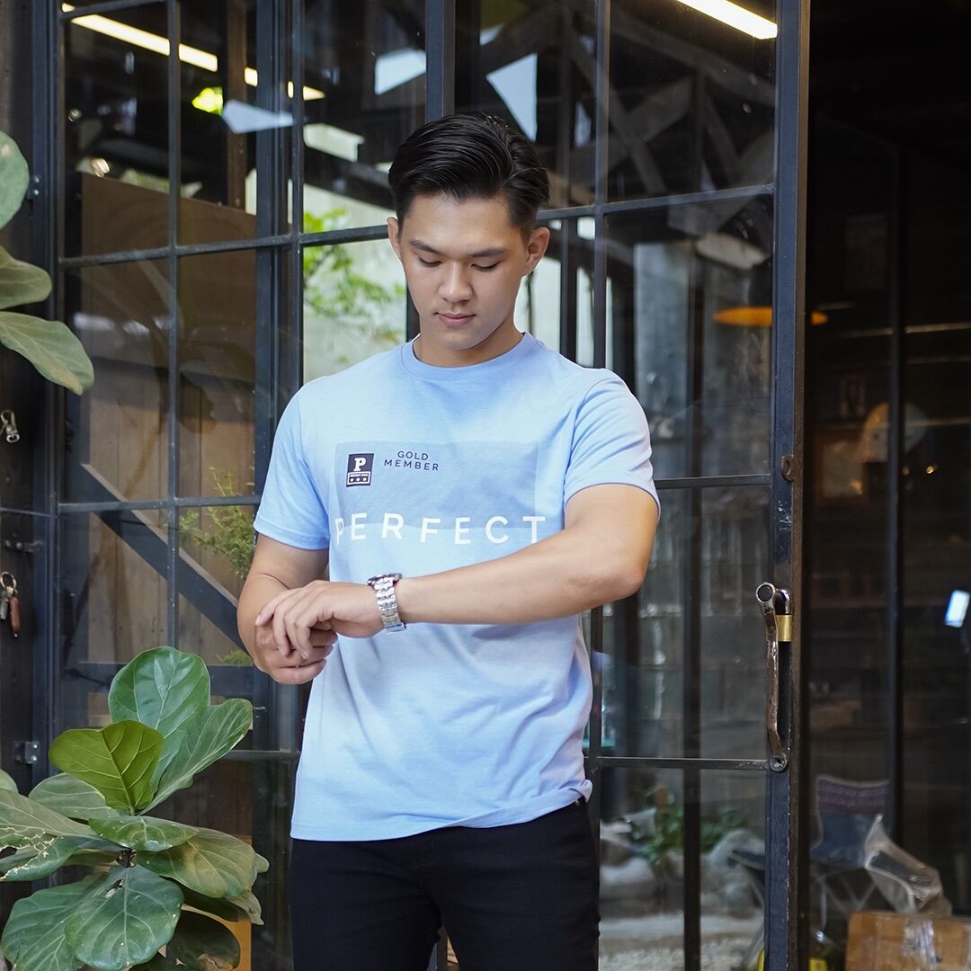 Áo thun cổ tròn Perfect