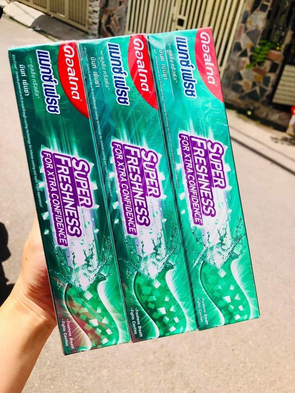 Kem đánh răng colgate Max fresh thái lan