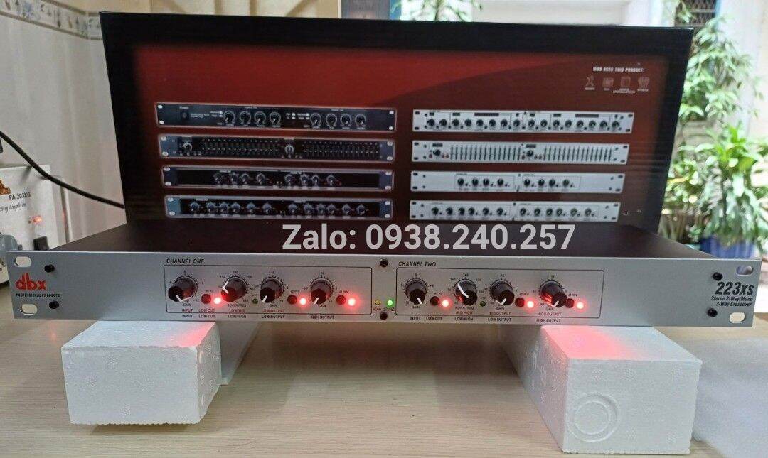 Thiết bị phân tần crossover dbx 223xl màu đen hàng loại 1 cao cấp - dbx 223 xl