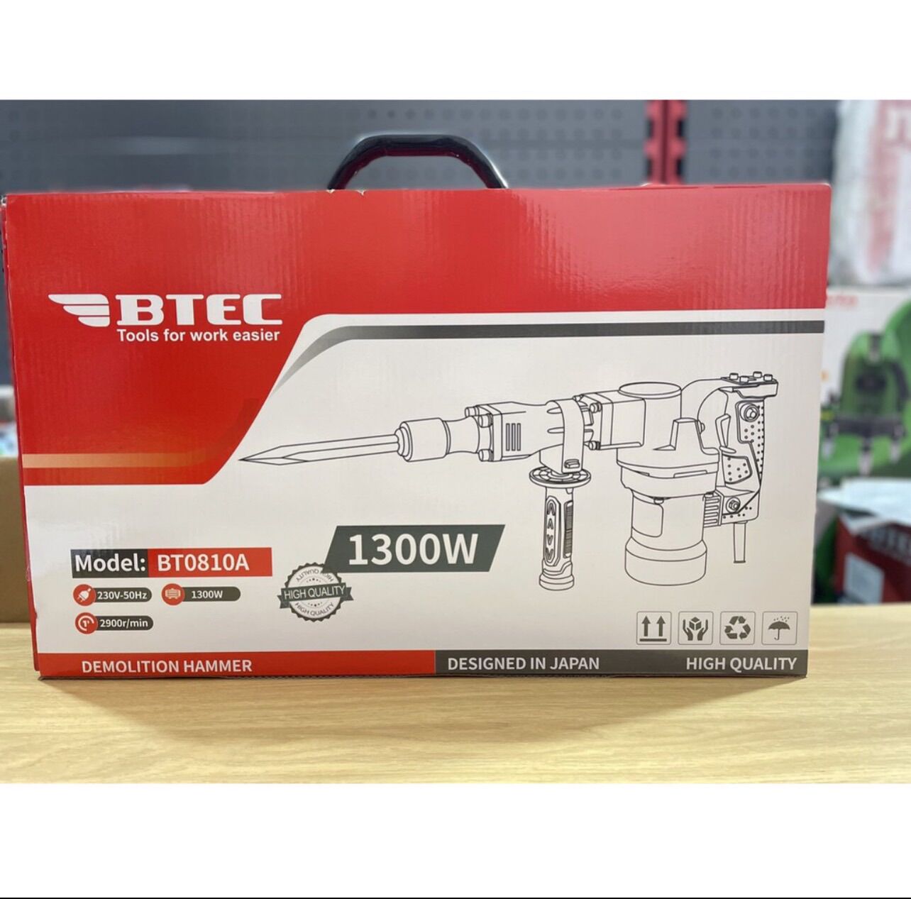 Máy Đục Bê Tông,17 Ly Btec 0810A, Công Suất 1300W