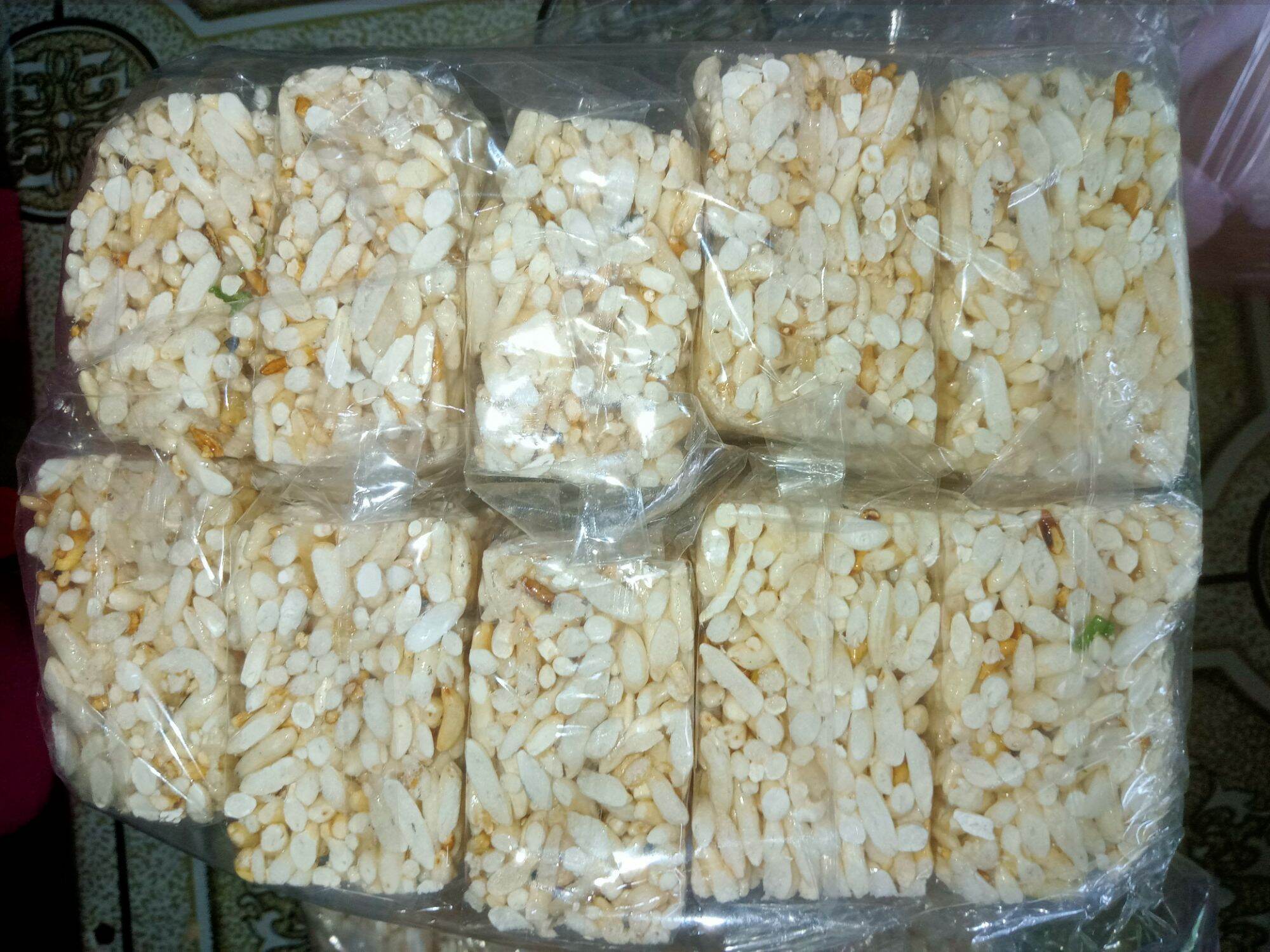 10 bịt cốm gạo