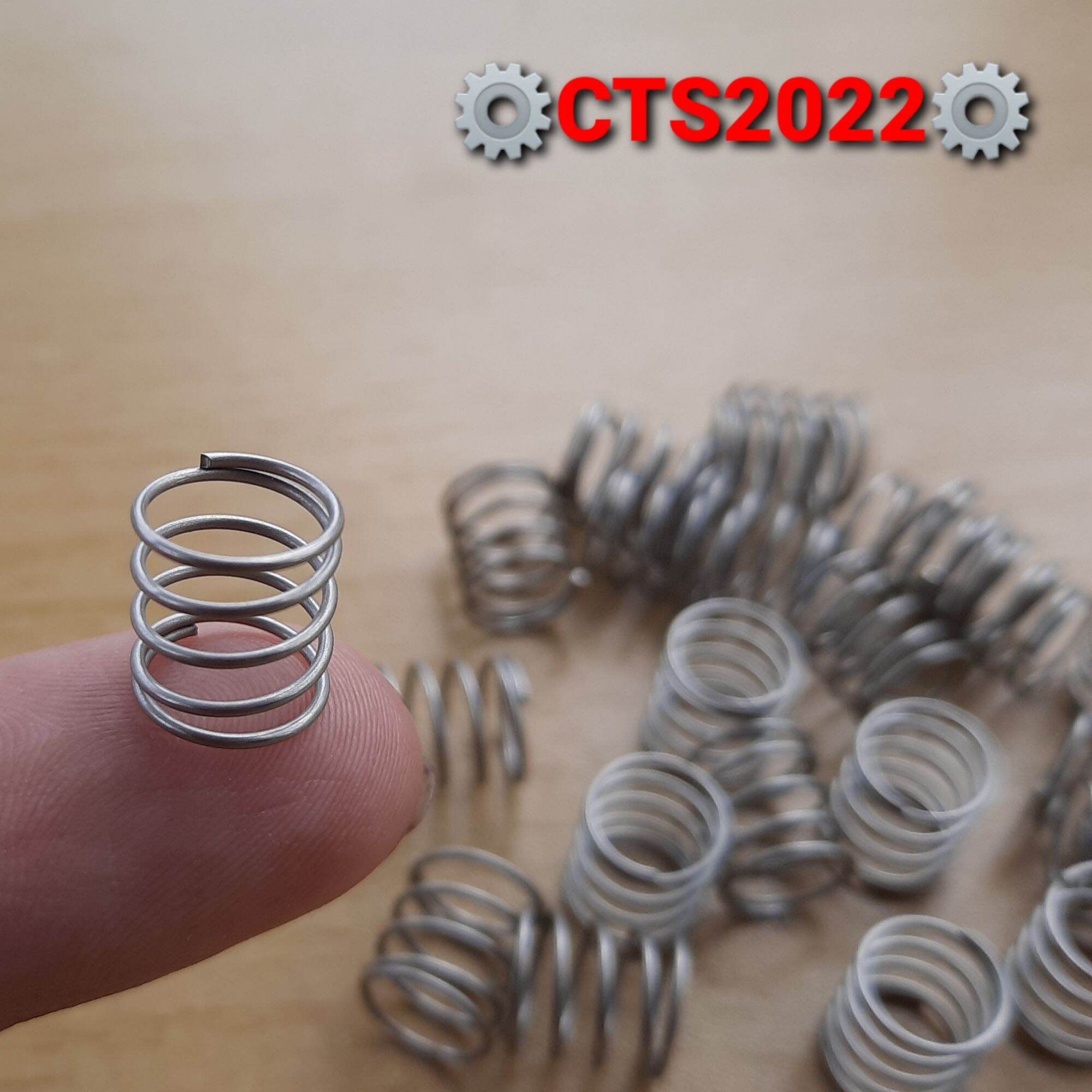 Lò xo nén inox phi 9mm sợi 0.5mm dài 10mm