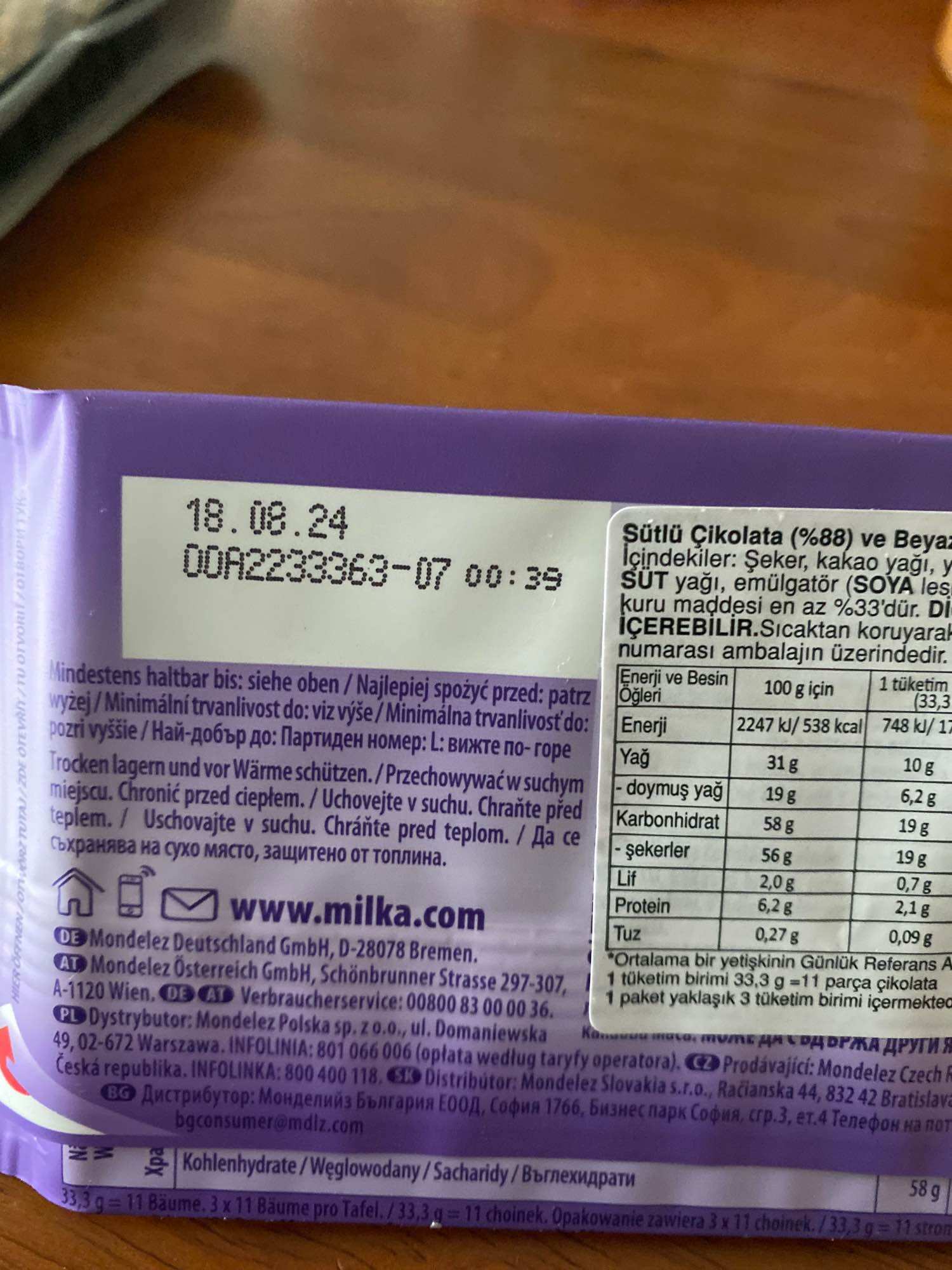 Socola Milka Sweet Winter Nội Địa Đức 100 g