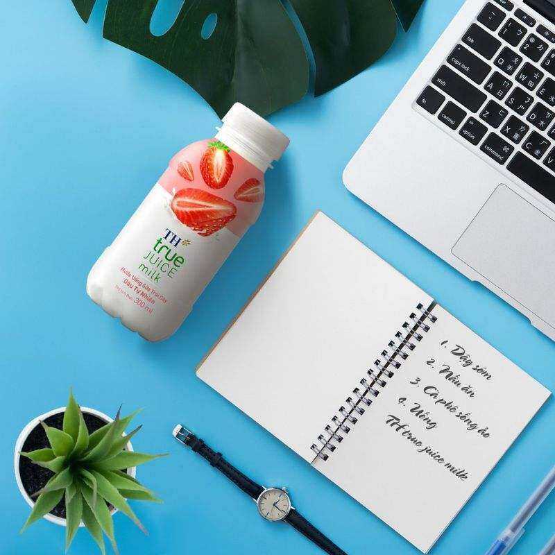 nước uống sữa trái cây (1 thùng gồm 24 chai/ 300ml)