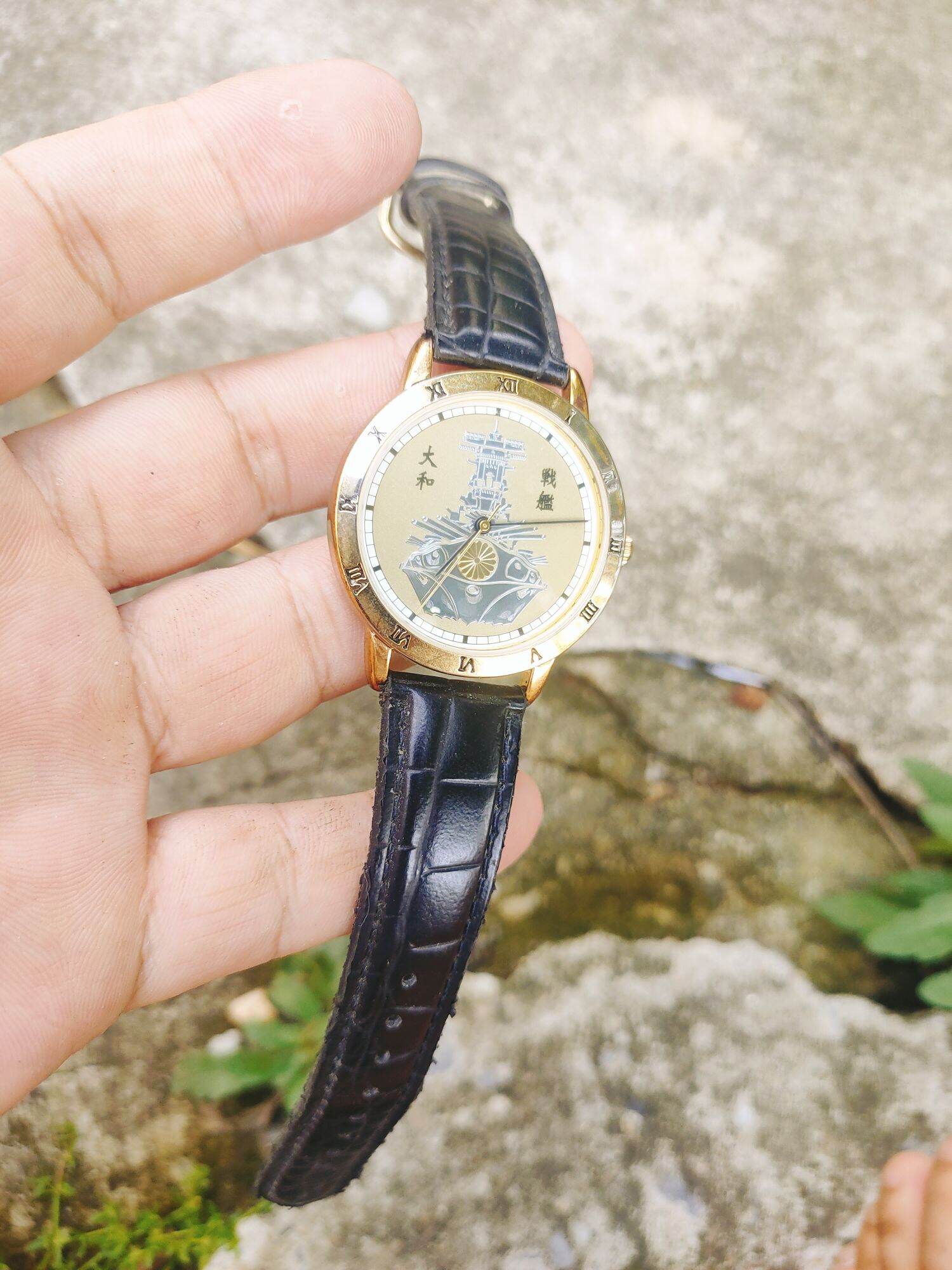 Đồng hồ nội đia nhật, size 38mm, dây da đẹp