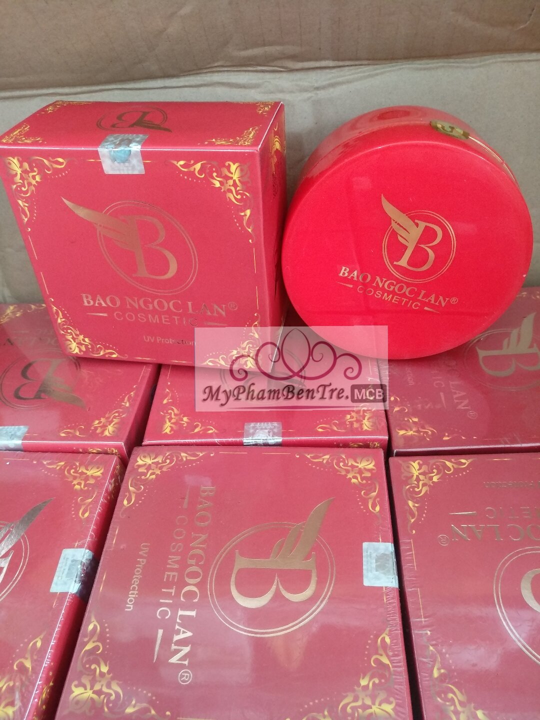 Kem bảo ngọc lan dưỡng trắng da 150g
