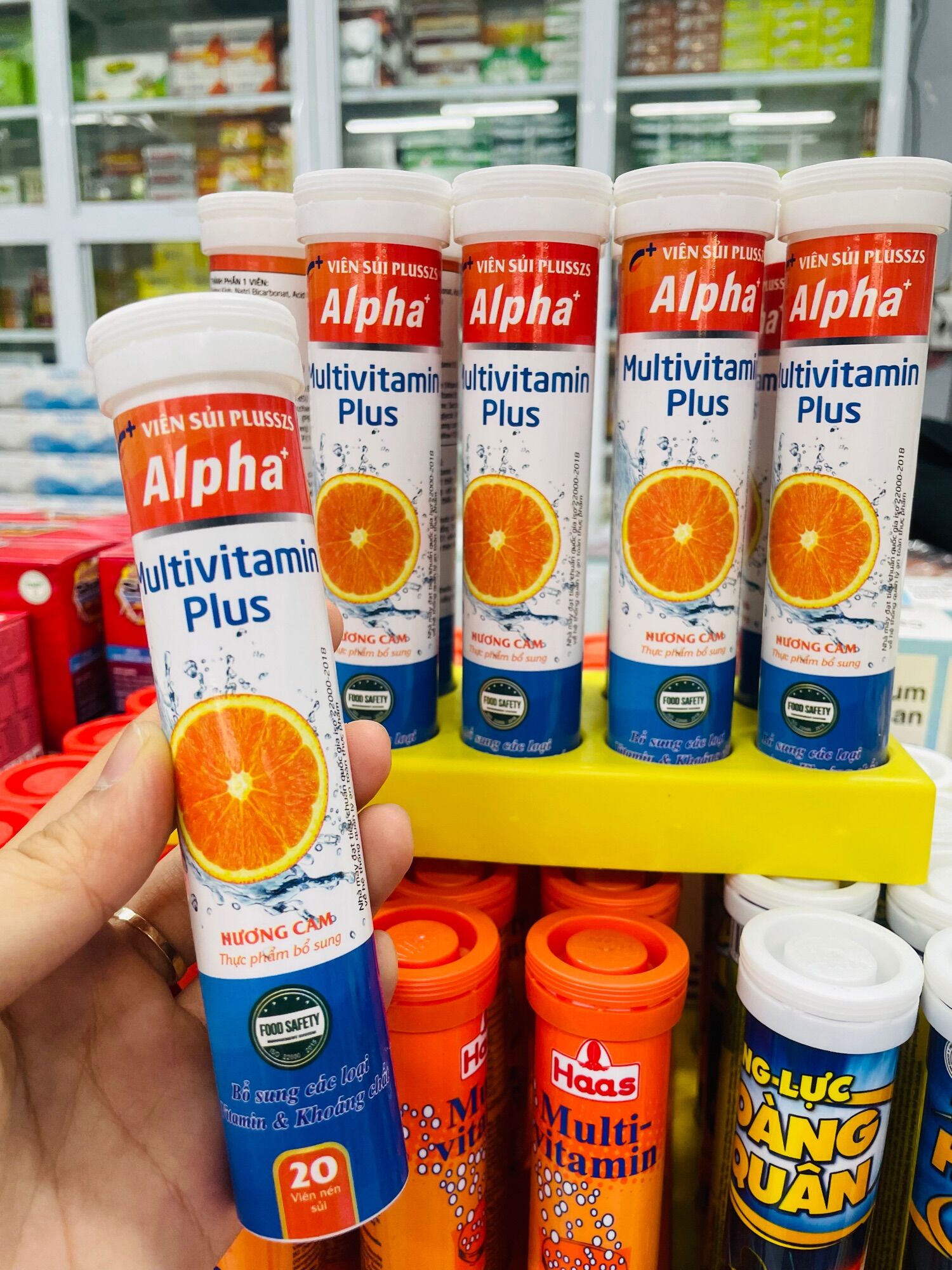 Sủi Multivitamin 4G - tuýp 20v