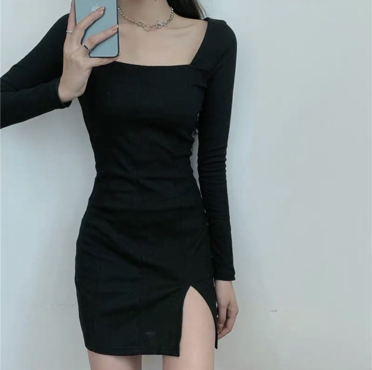 Đầm body cổ vuông tay dài sexy ôm dáng gợi cảm