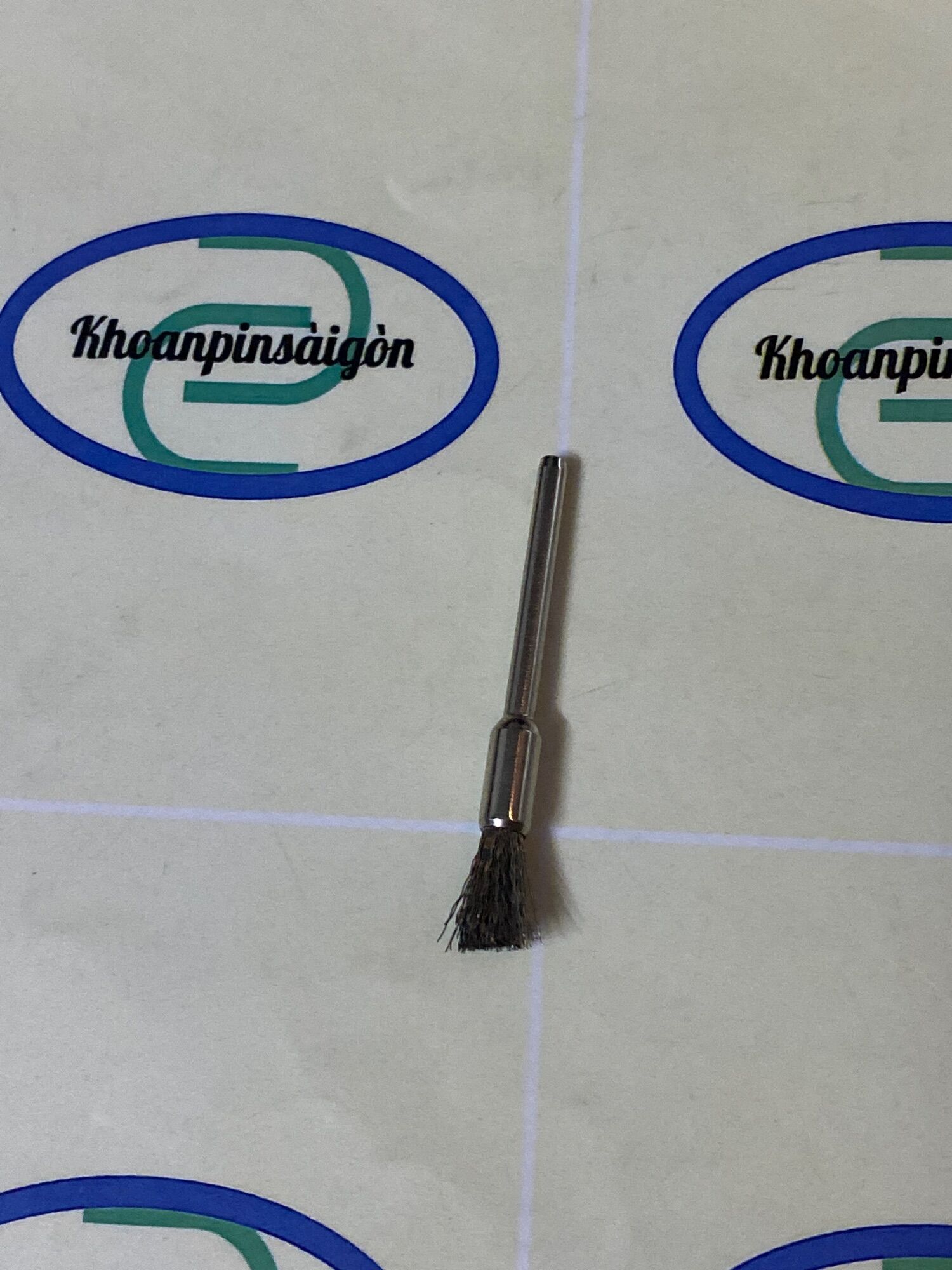 Chổi đánh rỉ sét, trục 3mm