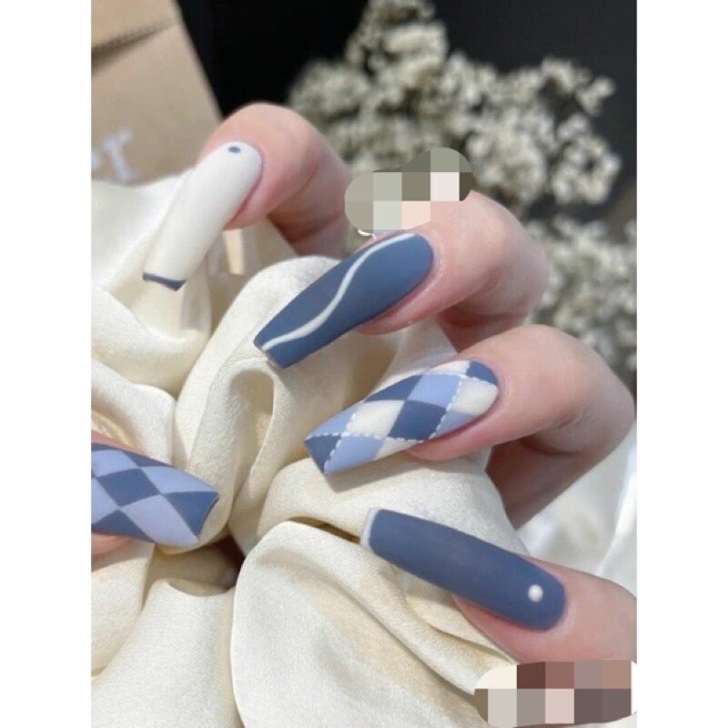 Nail book theo yêu cầu ib chọn mẫu và size móng tặng keo + dũa