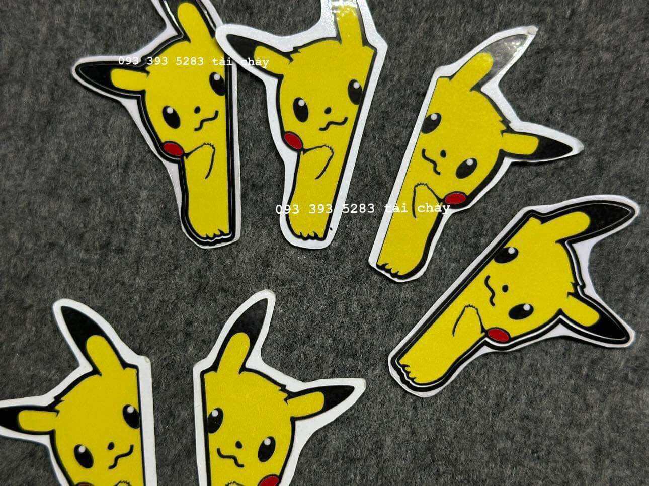 [1 Sticker] Small Size Pikachu Sticker for Car Decoration