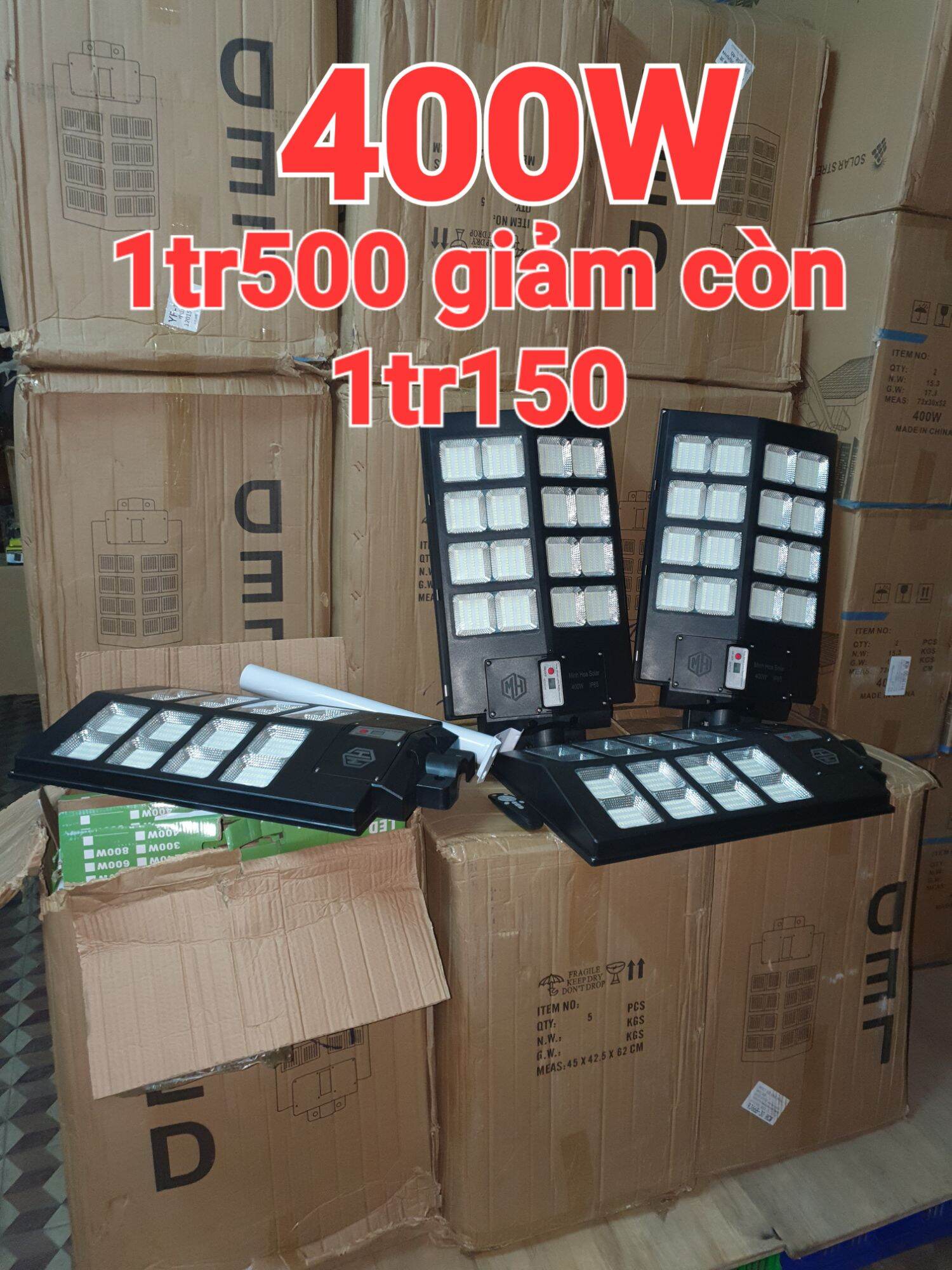 Đèn năng lượng mặt trời 400W