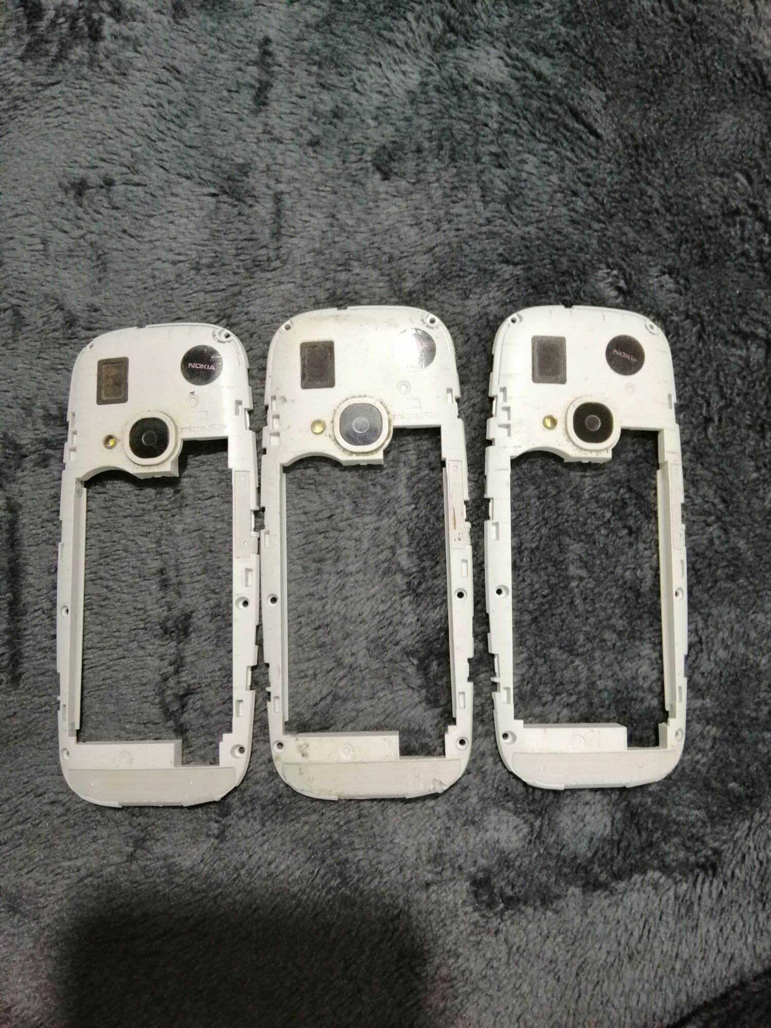 Sườn nokia 3310 zin tháo máy