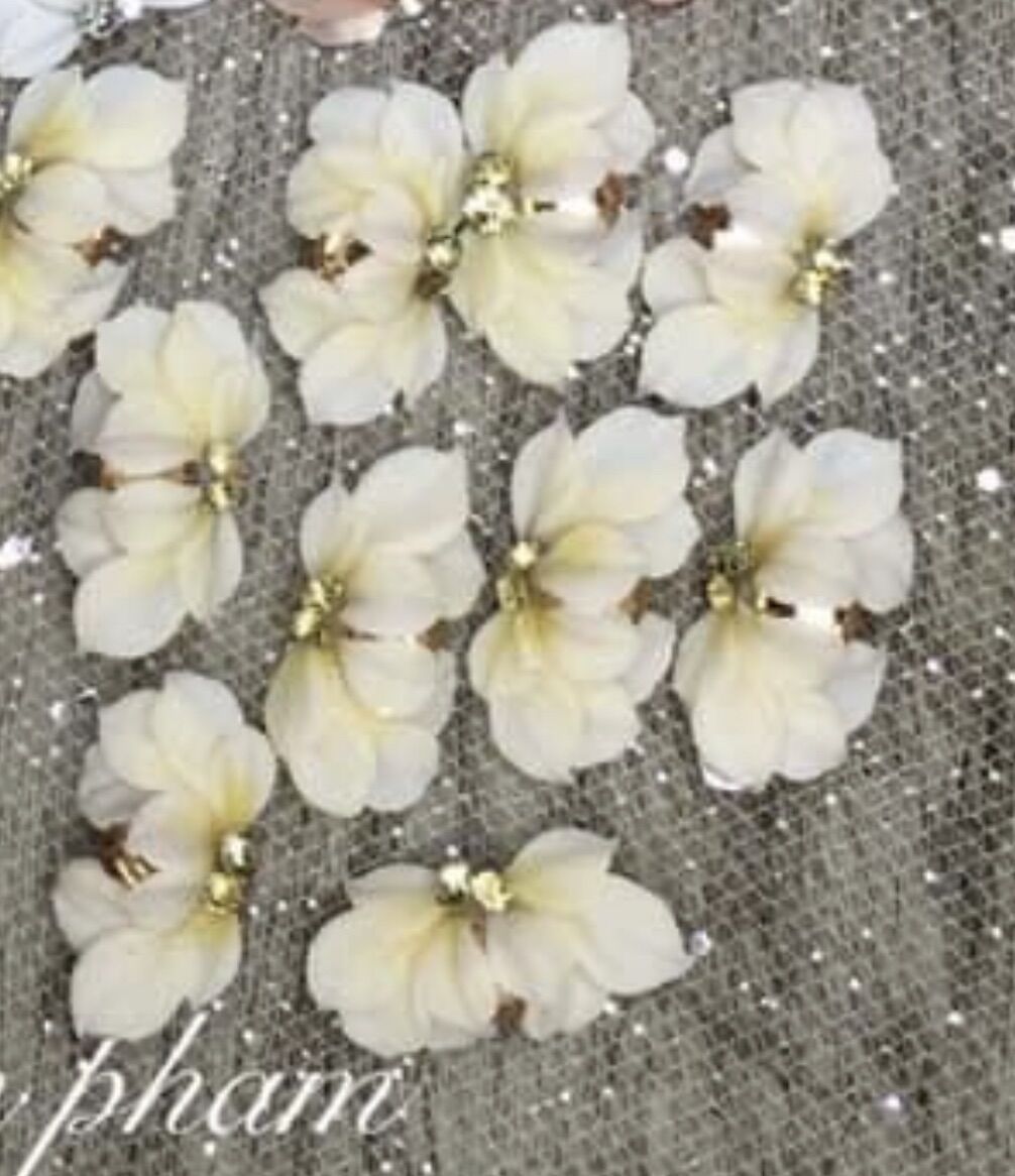 Hoa cúc đá Nail gắn móng siêu xinh (giá 1 bông)