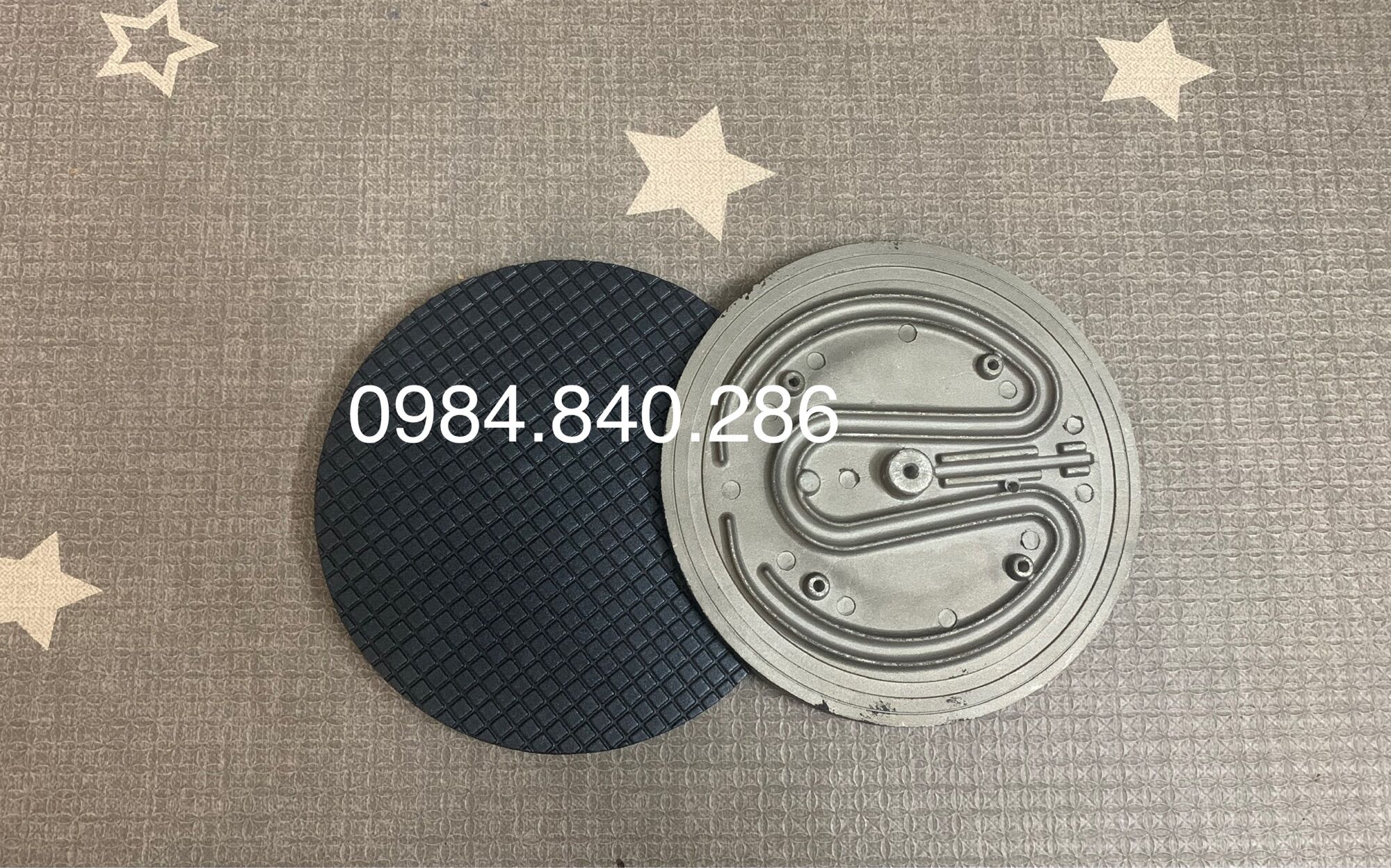Khuôn làm bánh ốc quế