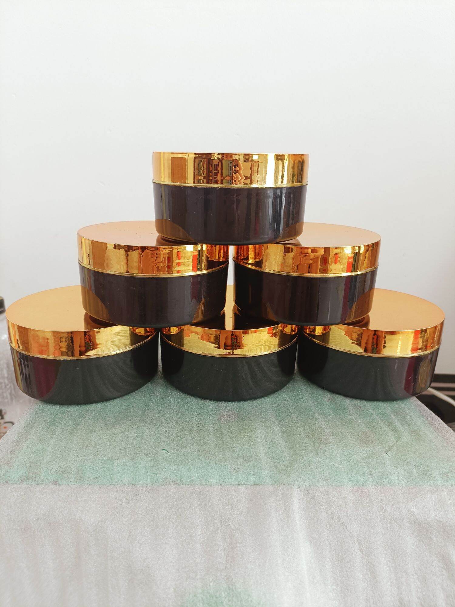 💥(Combo 5)💥 HỦ ĐỰNG KEM NẮP XI VÀNG 250GR( có độn đáy, kèm nắp chặn)
