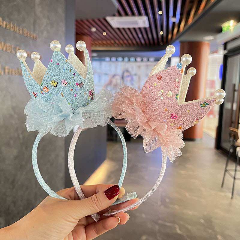 Cài tóc vương miện sinh nhật cho bé gái