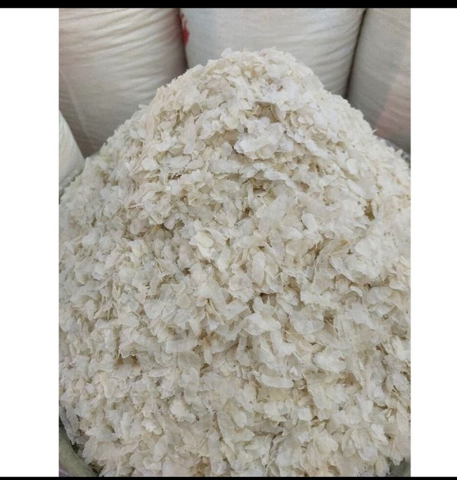 Cốm dẹp trắng cán mỏng