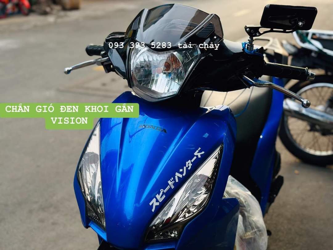 CHẮN GIÓ ĐEN KHÓI GẮN VISION / LEAD
