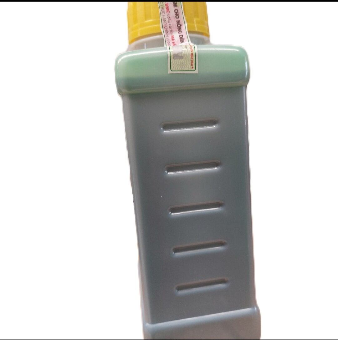 Thuốc trừ cỏ KHAI HOANG Q7 Chai 900mL