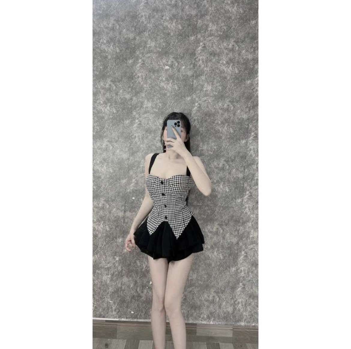 Áo 2 dây kẻ nút hotgril size S M L