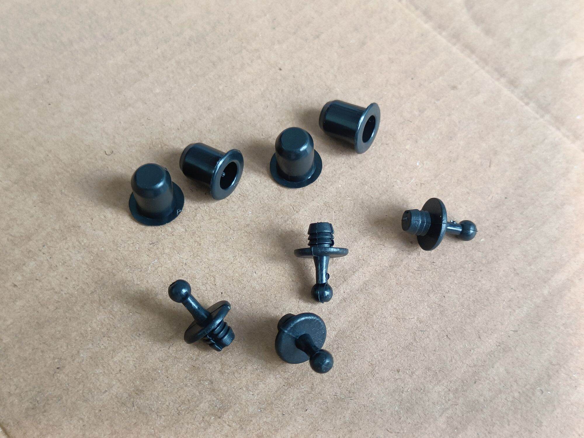 Bộ 4 Giắc Chân E Căng Loa, Chốt Giữ Lưới Loa (4 Đực + 4 Cái)