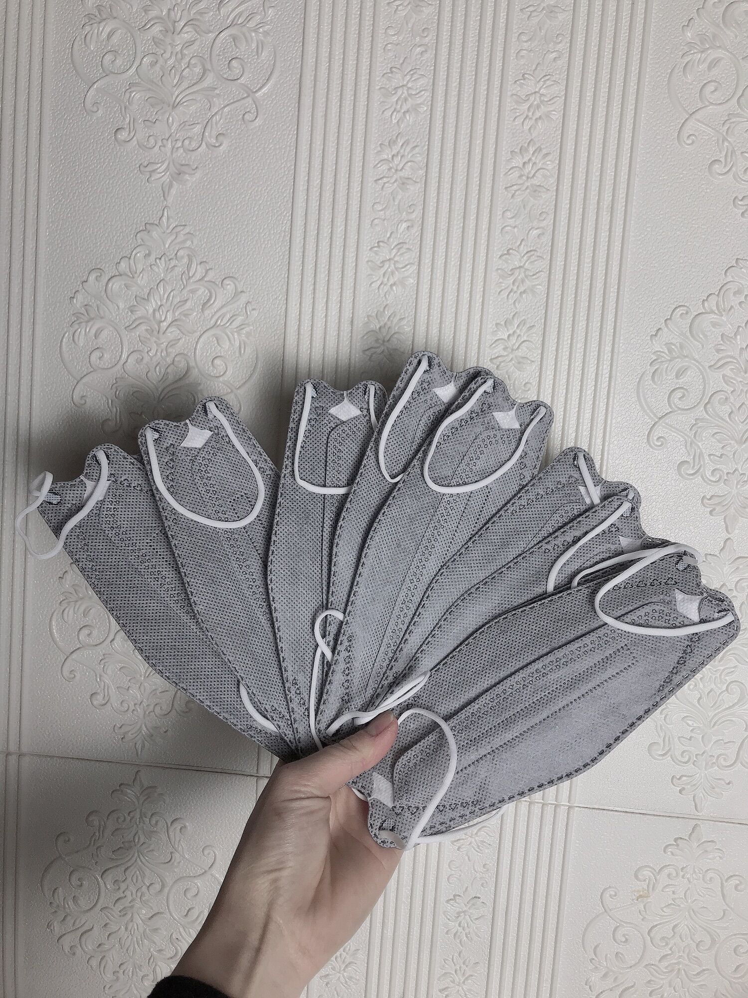Khẩu trang Kf94 Dc mask màu xám thùng 300 chiếc