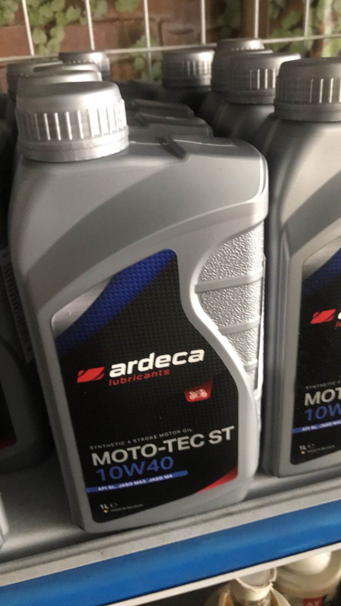 Nhớt Ardeca MOTO-TEC ST 10w40 1l dành cho xe số và xe côn tay