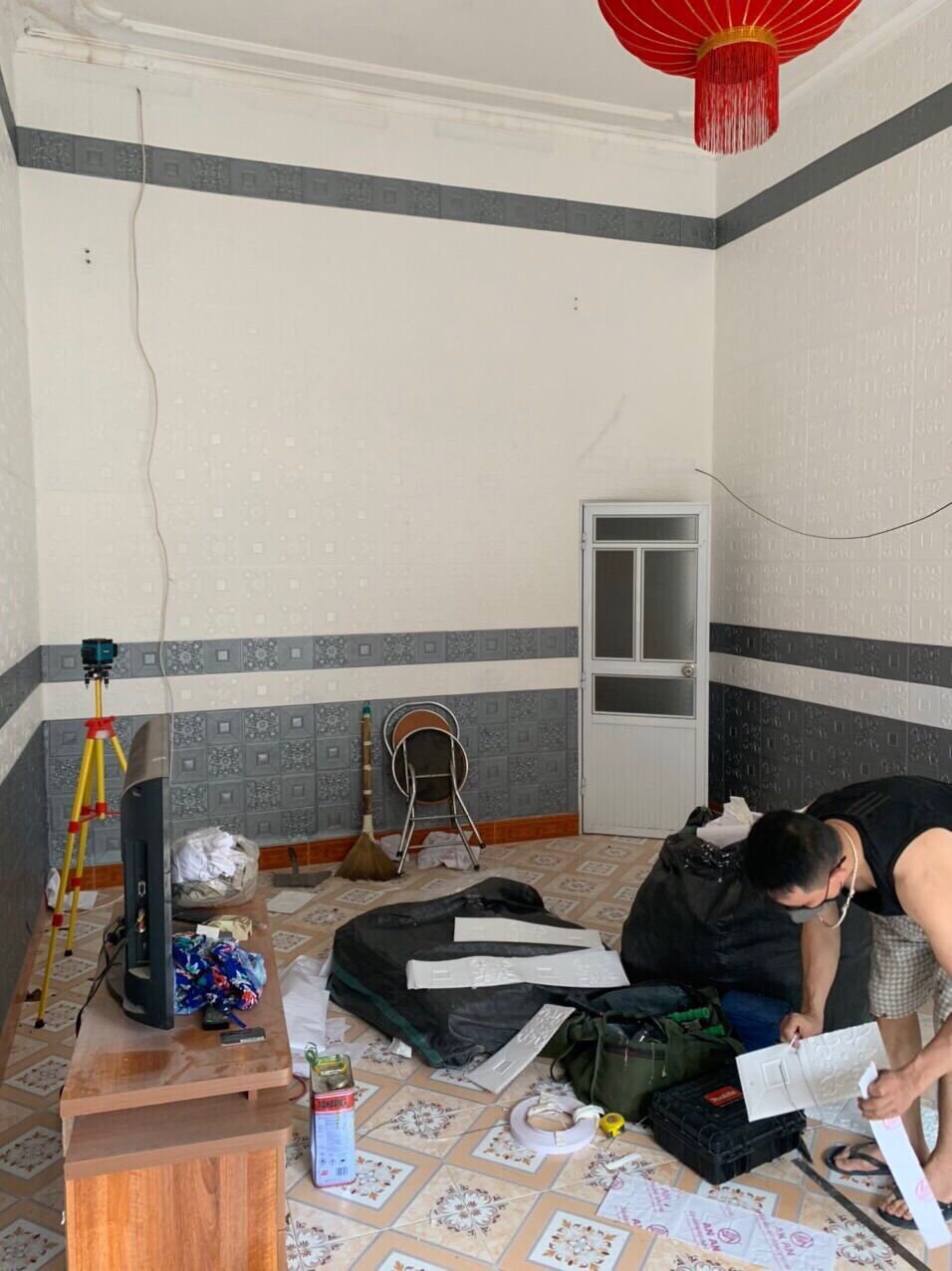 Combo 60 tấm xốp dán tường Hoa Văn Tim