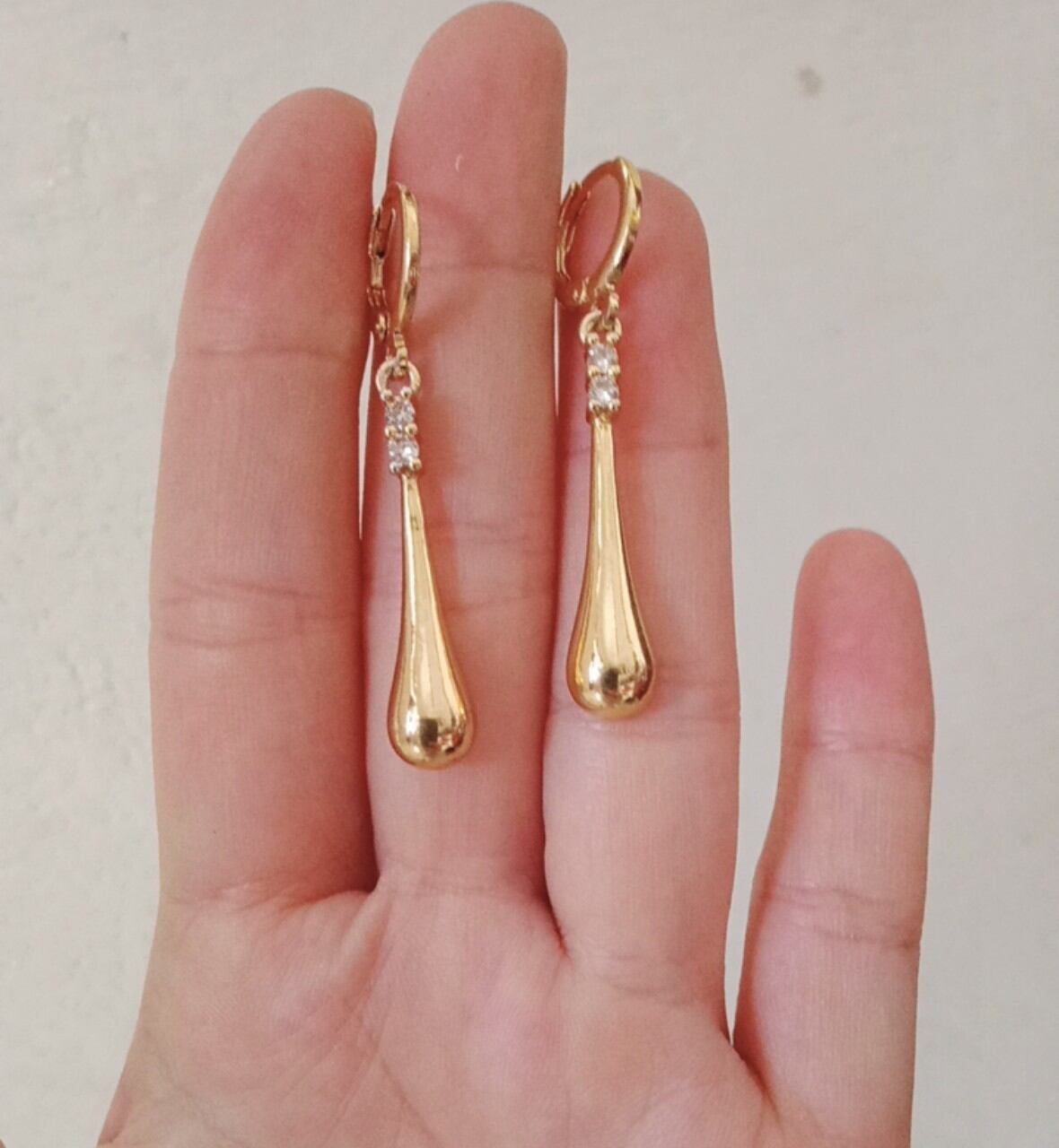 bông tai trang sức