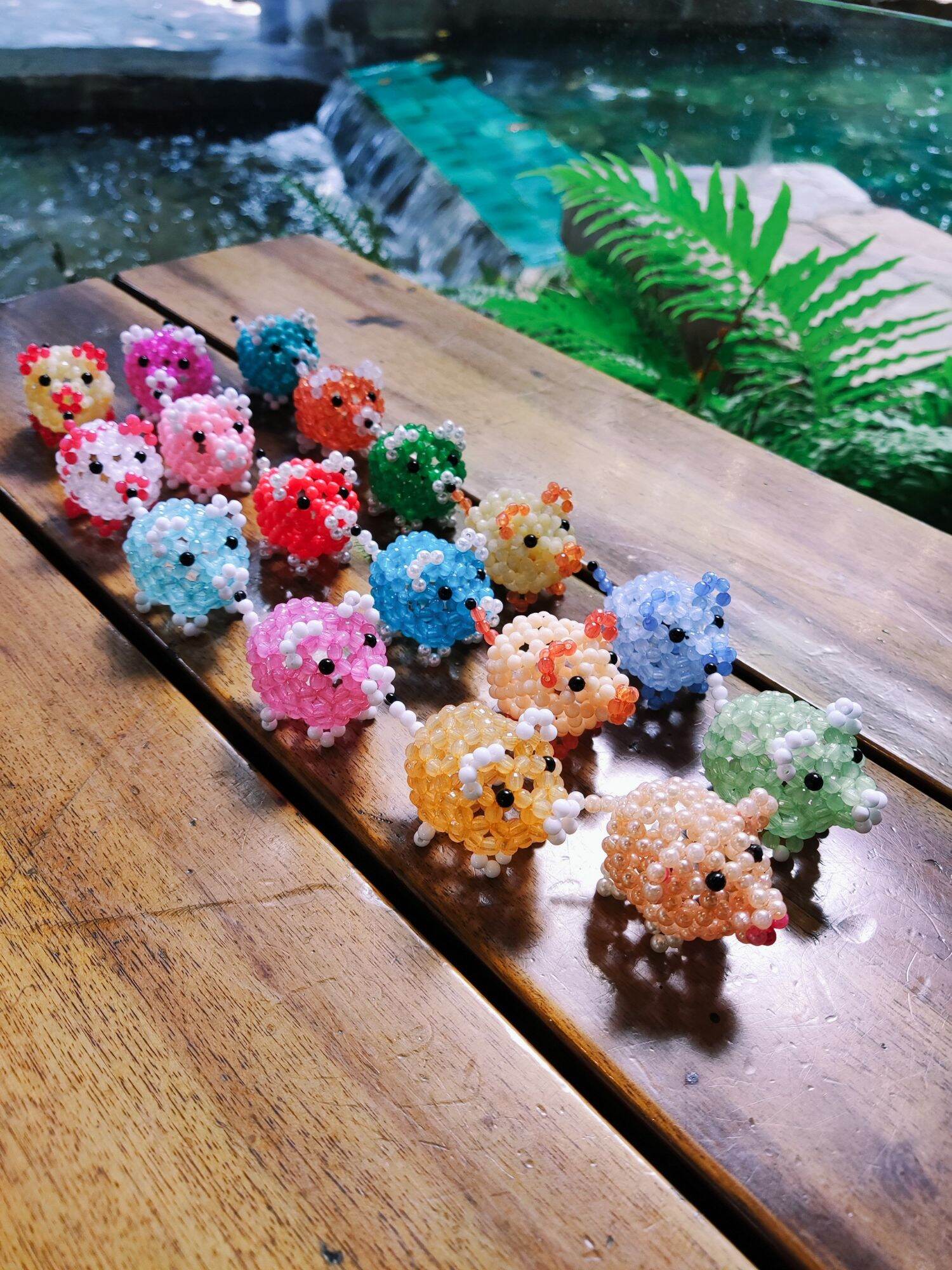 Móc khóa tuổi Hợi kết cườm Handmade