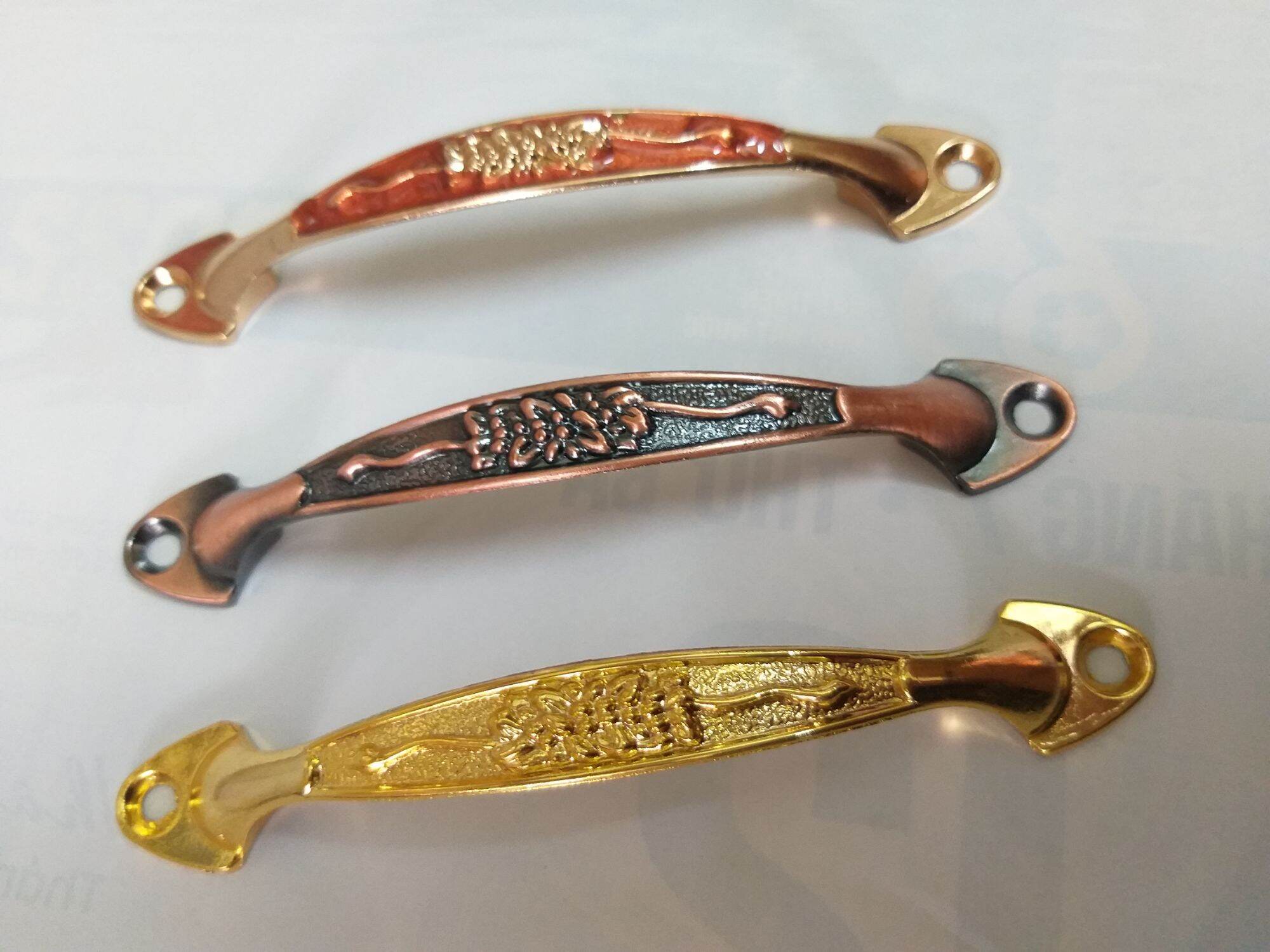 combo 150 tay tủ 96 dài 13cm giá 590k